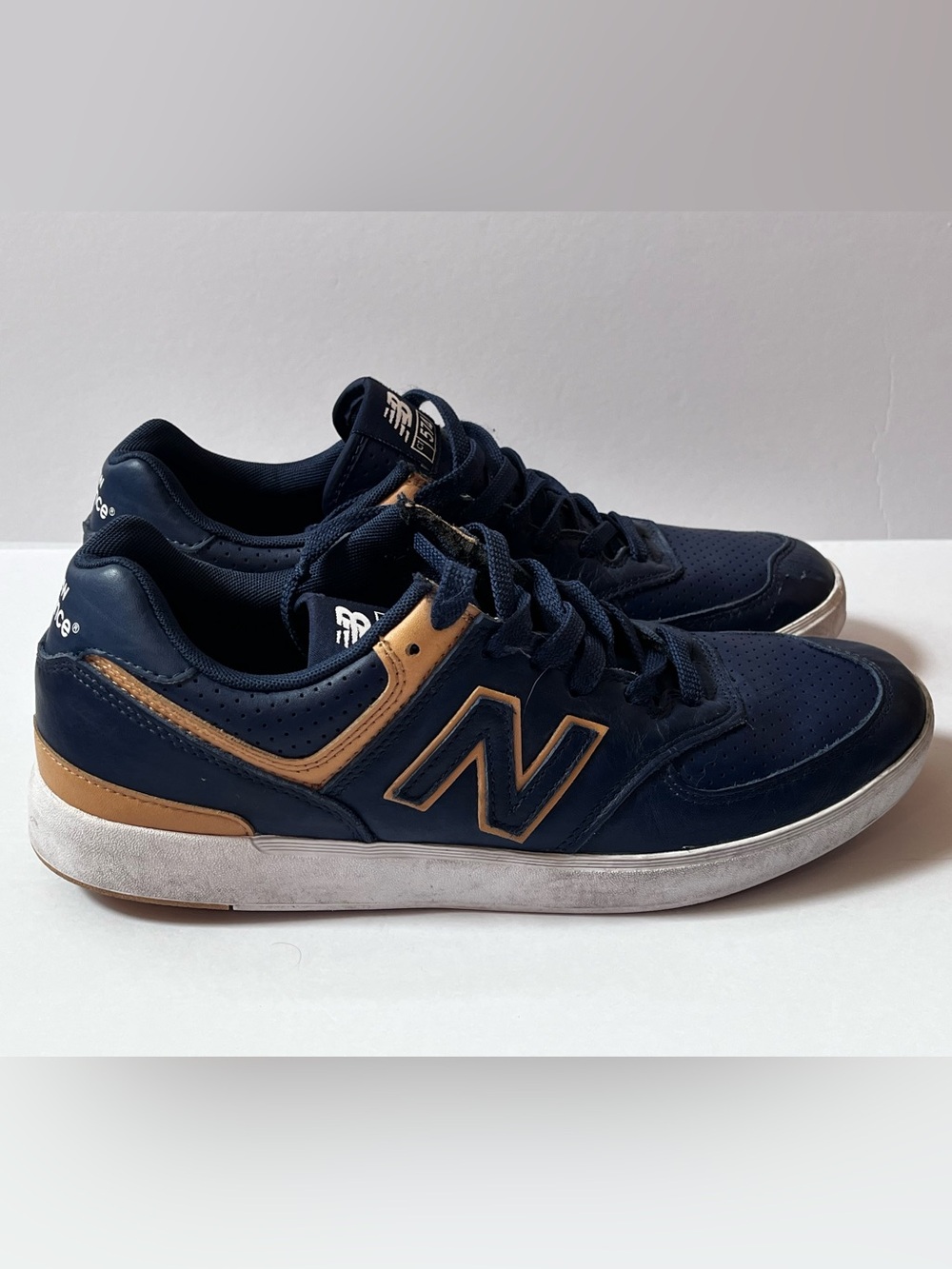 New Balance Court Tennis Shoes men’s size 10.5